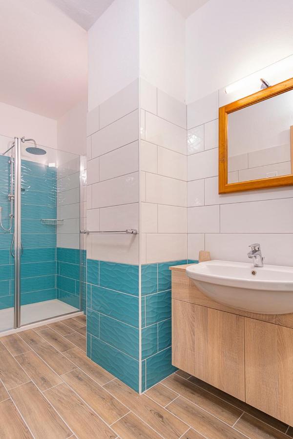 Locanda Sighimi Lanusei Exteriör bild